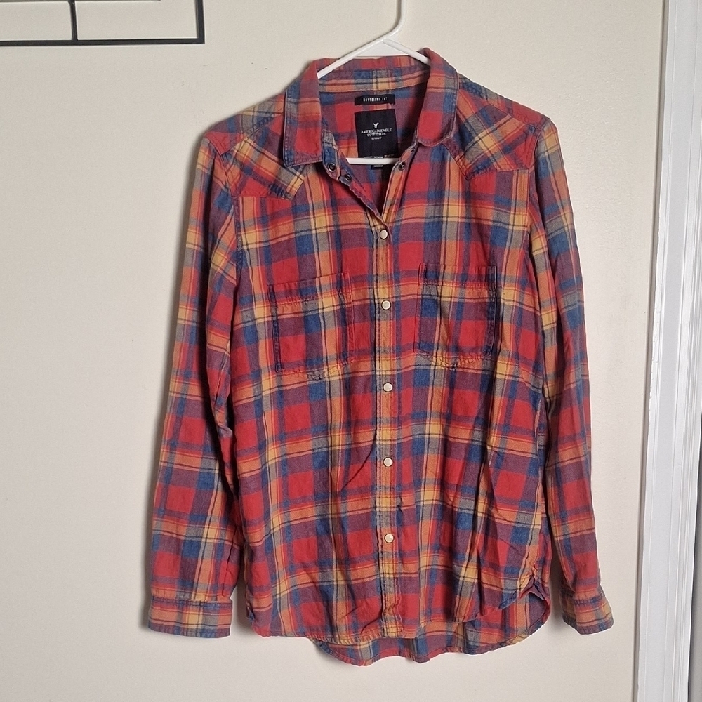 American Eagle Boyfriend Fit Flannel Shirt Size M - Picture 2 of 9